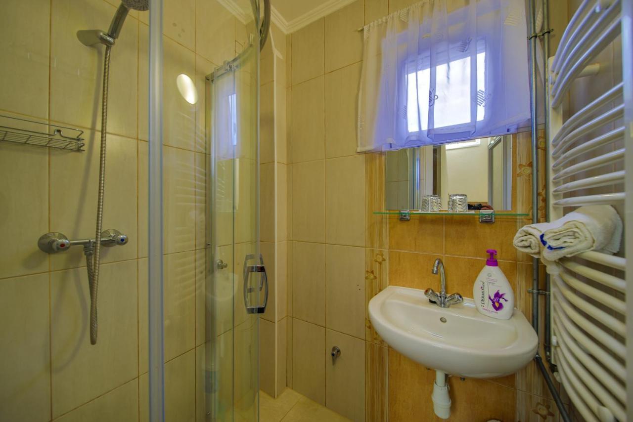 Maria Apartman Hajduszoboszlo Exterior photo